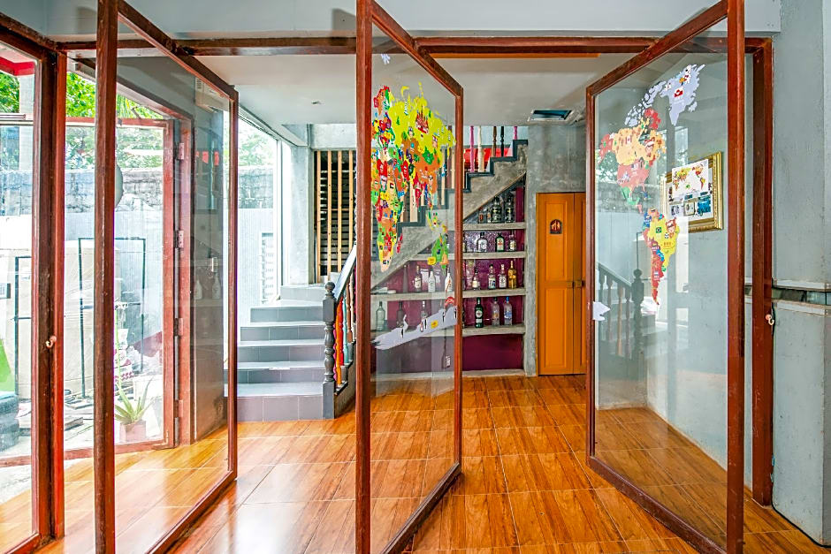 OYO 292 The Oddy Hip Hotel