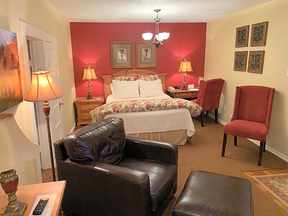 Photo 1 of 5 of Suite