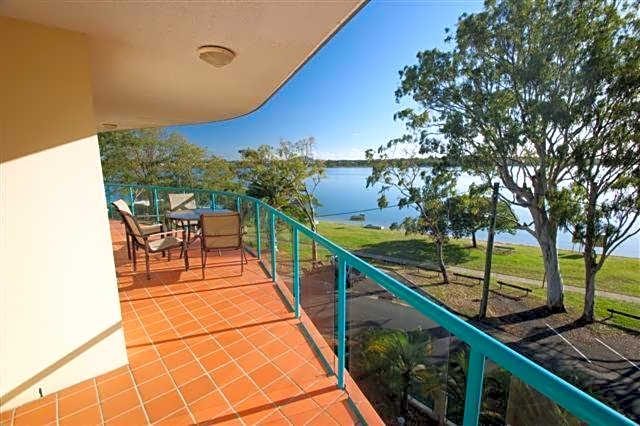 The Esplanade Riverview Holiday Apartments