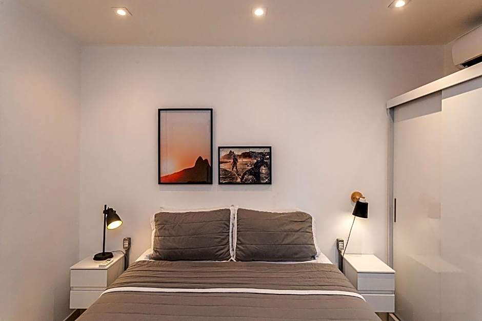 Apartamento Moderno a 300 m da Praia do Leblon