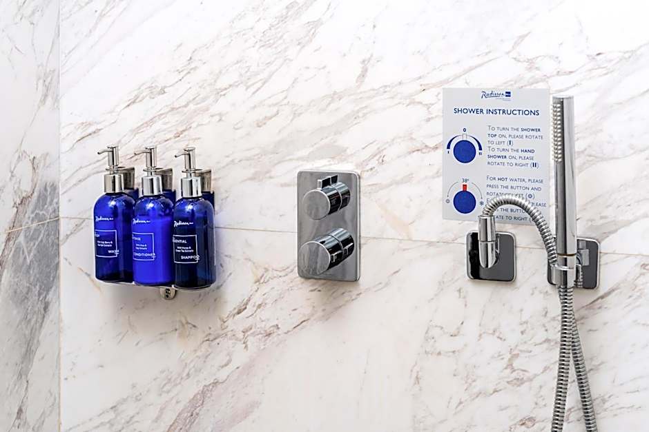 RADISSON BLU LEOGRAND HOTEL