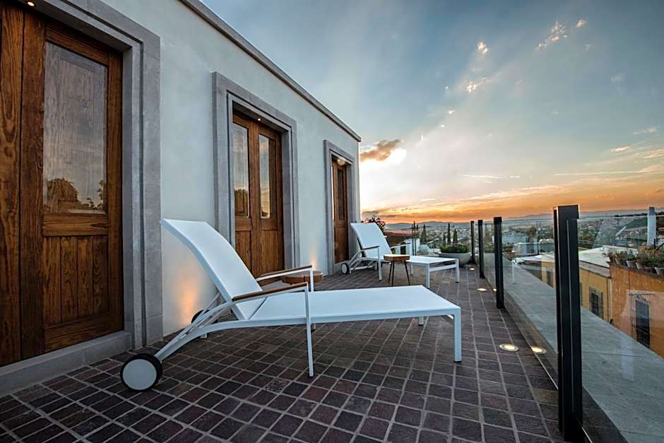 Casa Cien Hilos
