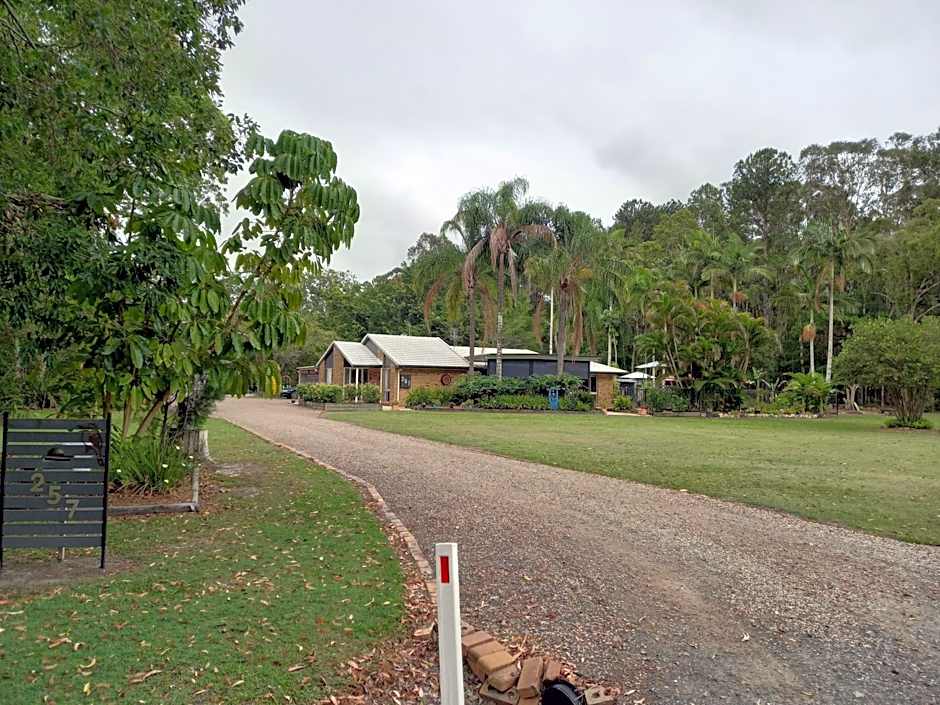 Tukawyl Retreat Landsborough