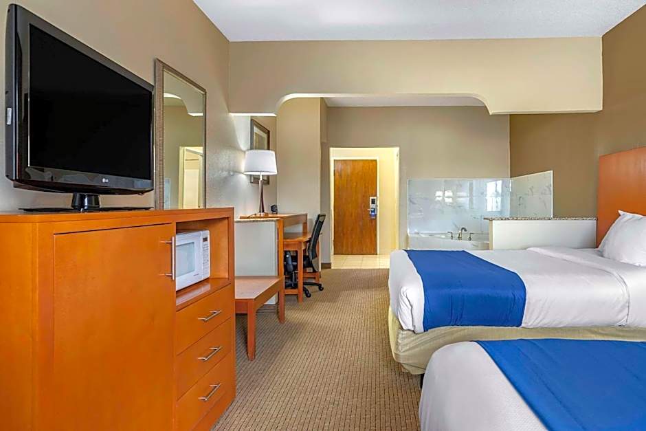 Comfort Suites Auburn Hills-Detroit