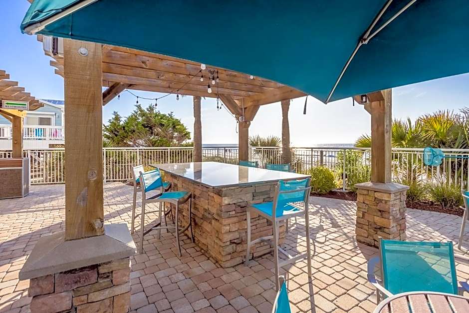 Holiday Inn Resort Oceanfront at Surfside Beach by IHG