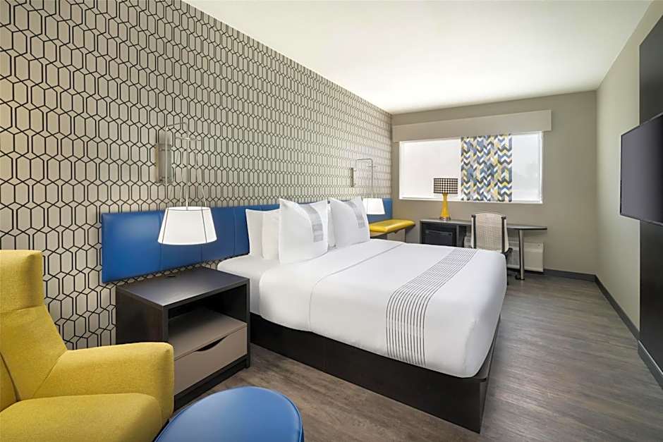 Glo Best Western Tulsa-Catoosa East Route 66