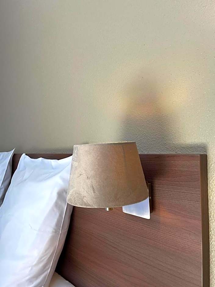 Logis Hôtels et restaurant La Pause Rn7 Montélimar Nord