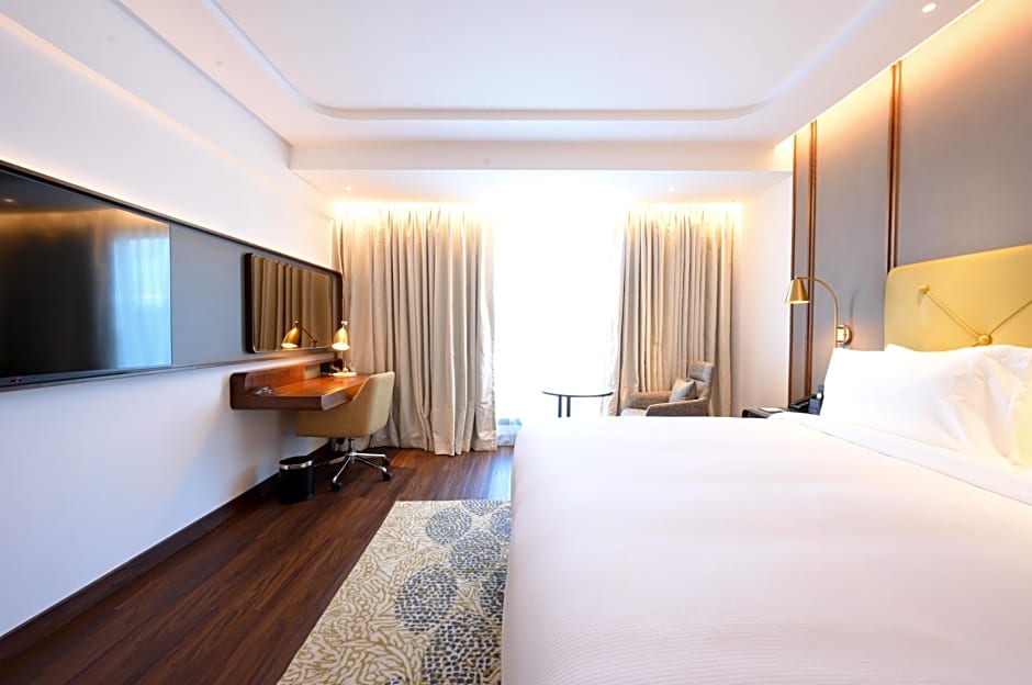 DoubleTree by Hilton Bengaluru Whitefield