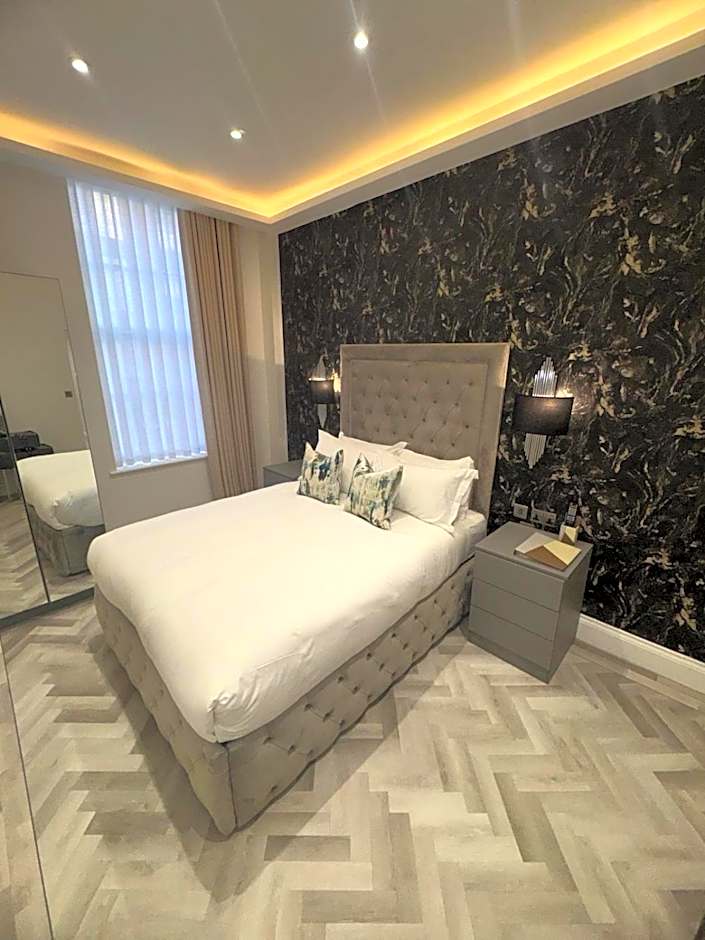 Philharmonic Hotel