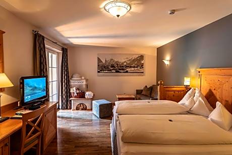 Junior Suite with Balcony