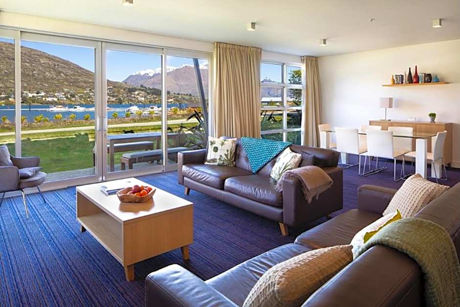 Marina Apartments - Element Escapes