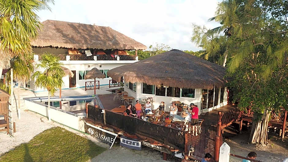 Ikarus Costa Mujeres Eco Lodge Sunset View