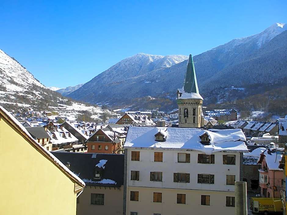 Riu Nere Mountain Hotel