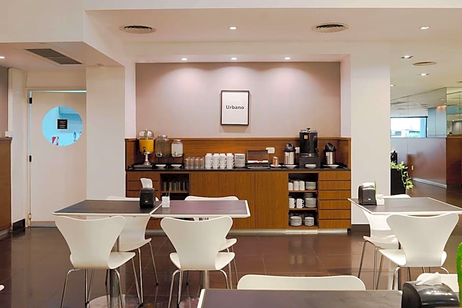 Dazzler by Wyndham Buenos Aires Maipu