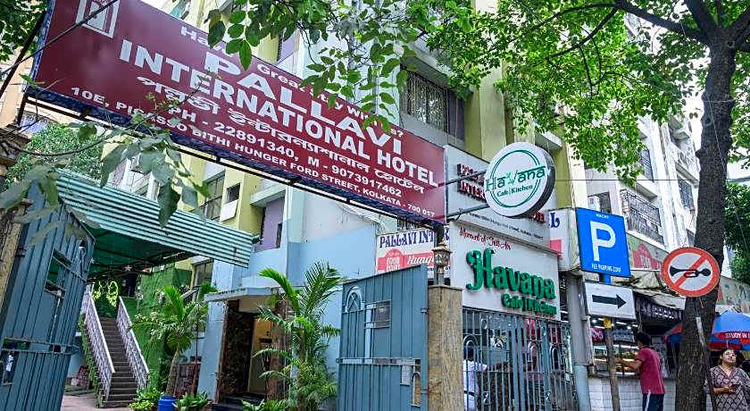 hotel pallavi int.