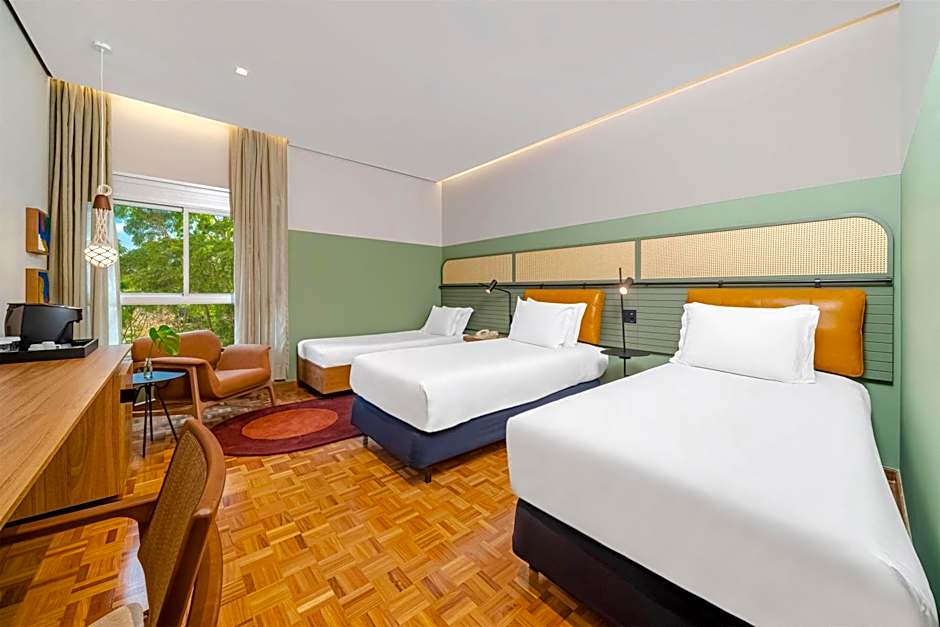 Almenat Embu das Artes, Tapestry Collection by Hilton