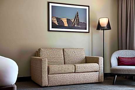 Premium King Room - Opal Lounge Access