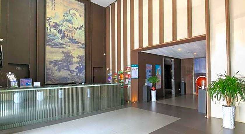 Jinjiang Inn Beihai Beibuwan Square Branch