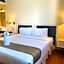 Hotel Emas