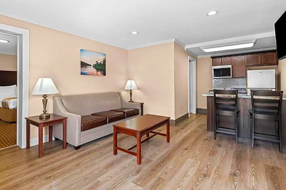 Best Western Forest Inn