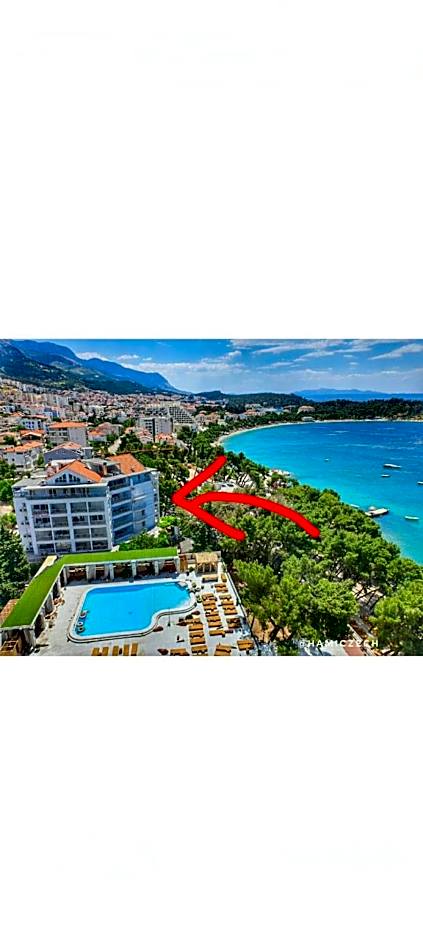 Apartment Mirna, 2-bedroom Apartment, Overlooking the Beach