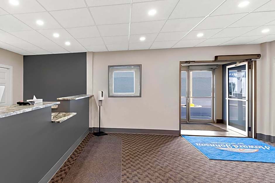 Howard Johnson by Wyndham Thunder Bay