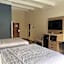 Days Inn & Suites by Wyndham Lexington