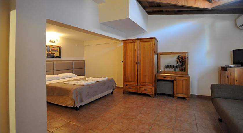 Ford Hotel