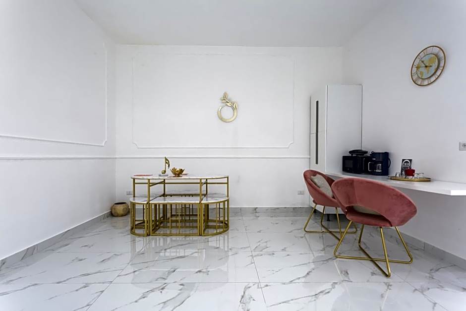 Golden Suites by Dimorra