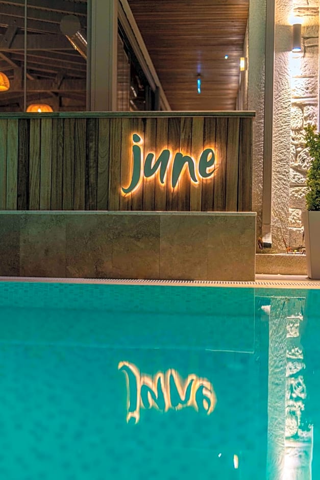 June Alaçatı Adult Only