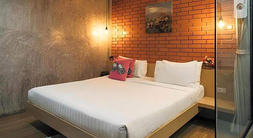 Journey Hostel Surat