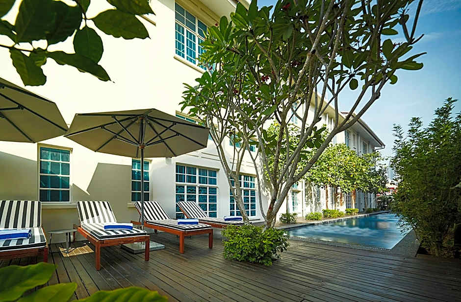 The Edison George Town