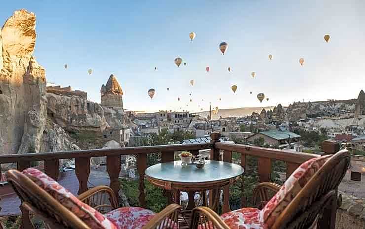 Antique Terrace Suites