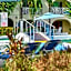 Sunbay Hotel