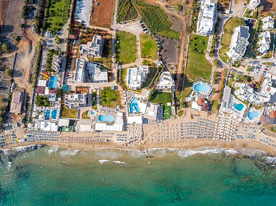 Parthenis Beach, Suites by the Sea