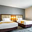 Quality Suites Lansing