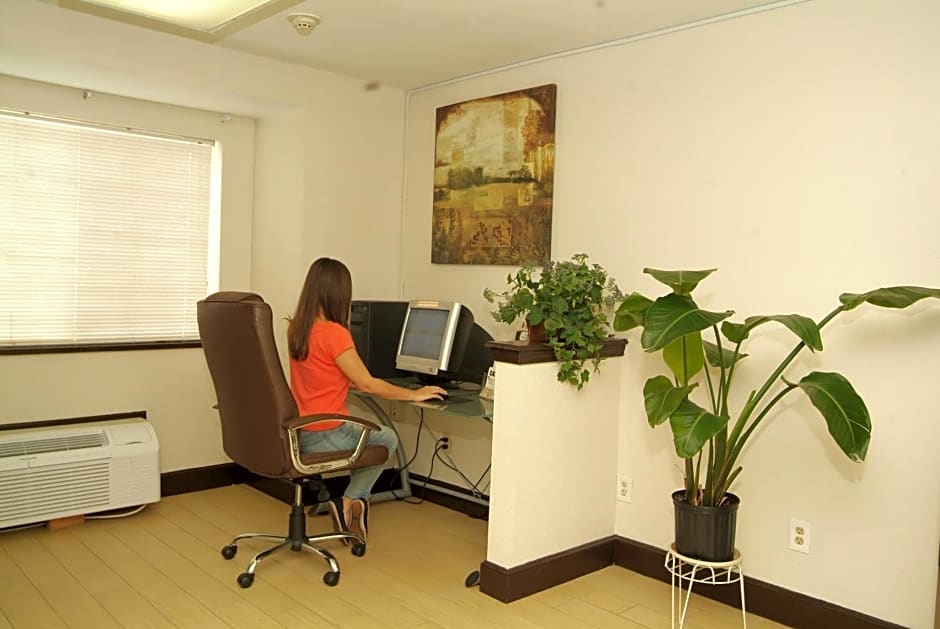 Expo Inn