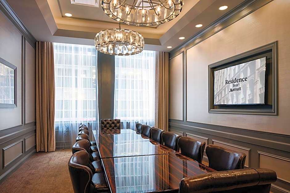 Residence Inn by Marriott Chicago Downtown/Loop