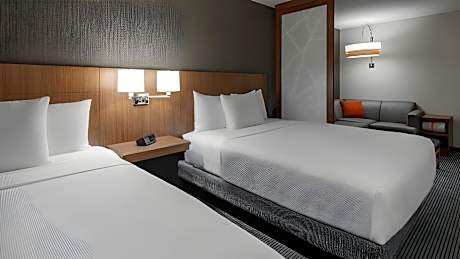 Accessible Two Queen Bedstub (Plus Sofa Bed)