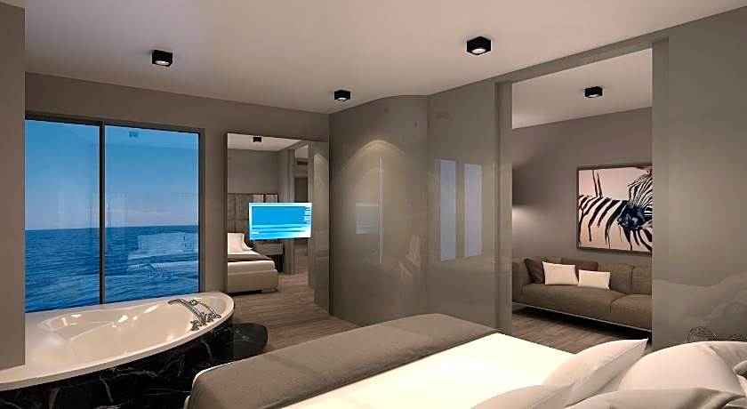 Pasaport Pier Hotel
