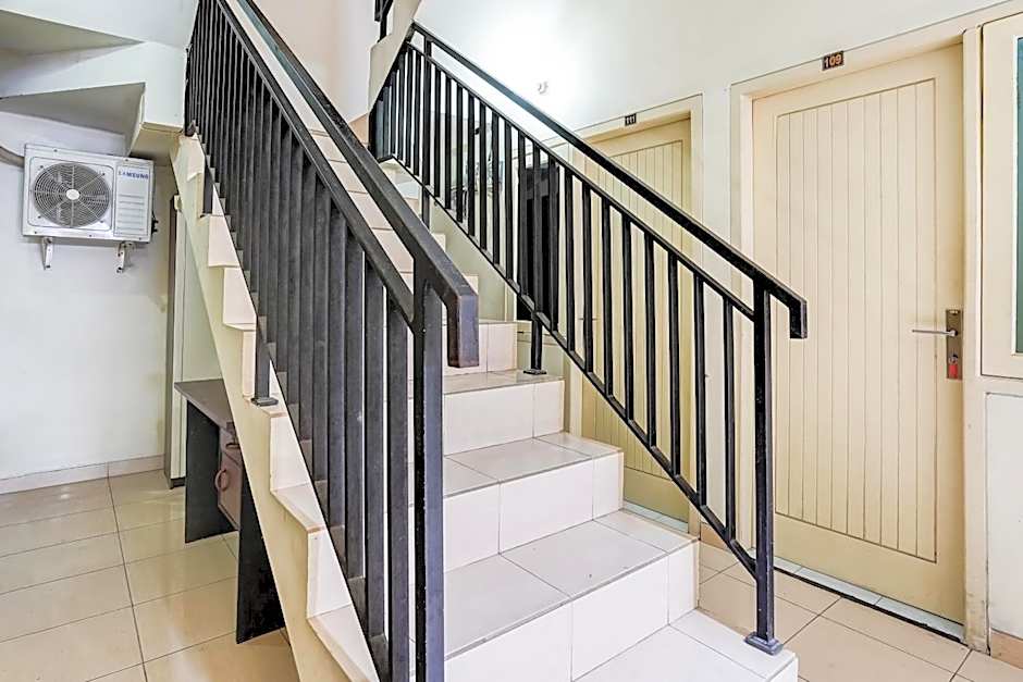 OYO 91361 Benlin D'kost Syariah