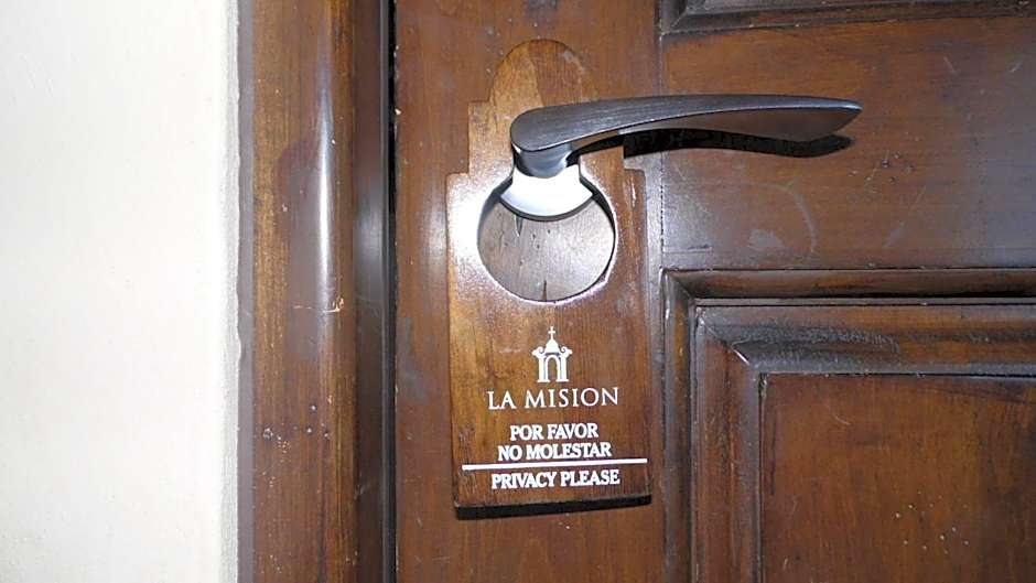 La Mision Hotel