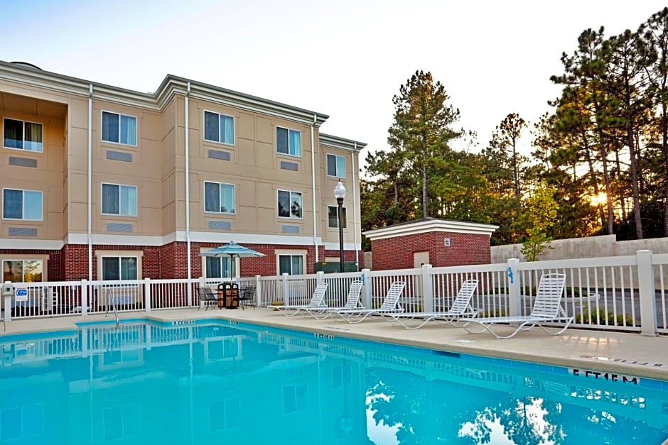 Holiday Inn Express By IHG