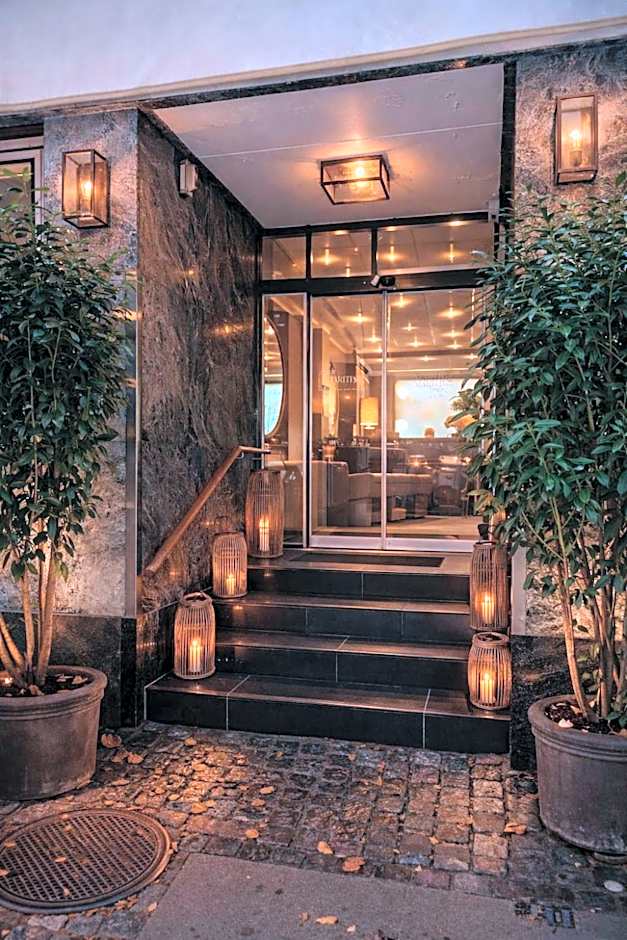 Hotel Maritime