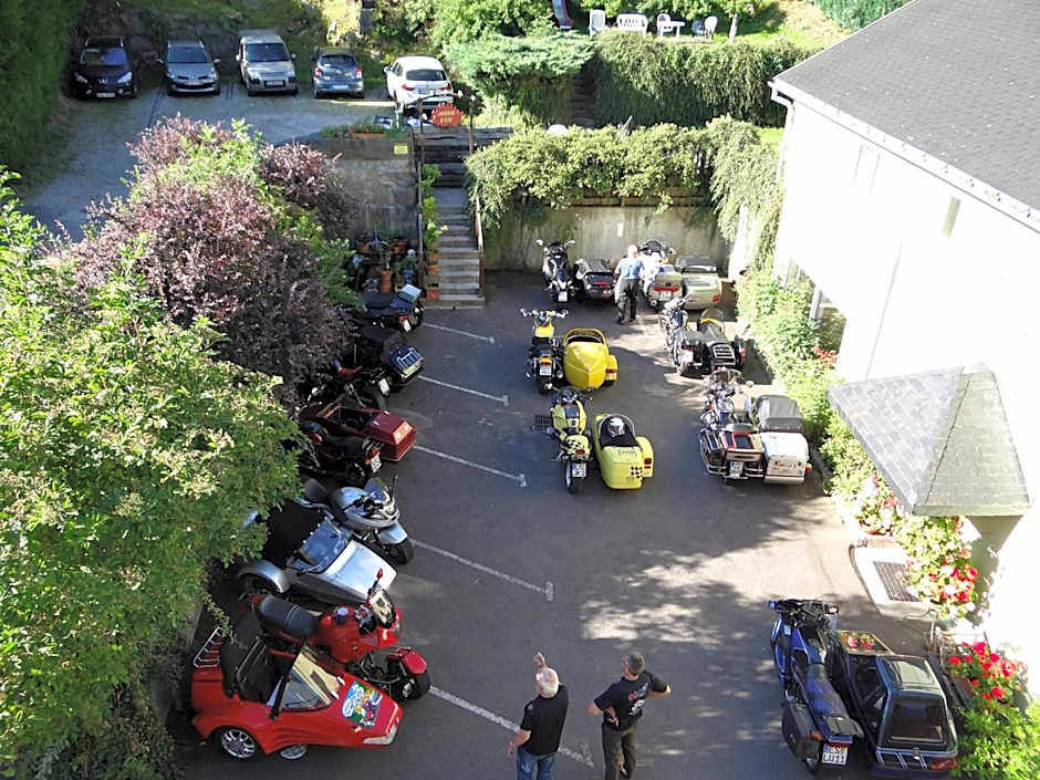 Logis Hôtel - Restaurant Aux Bruyères