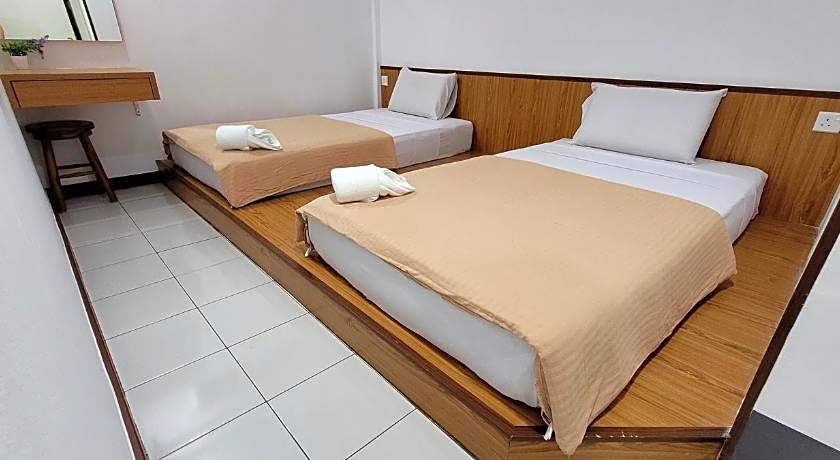 Api Api Guest House