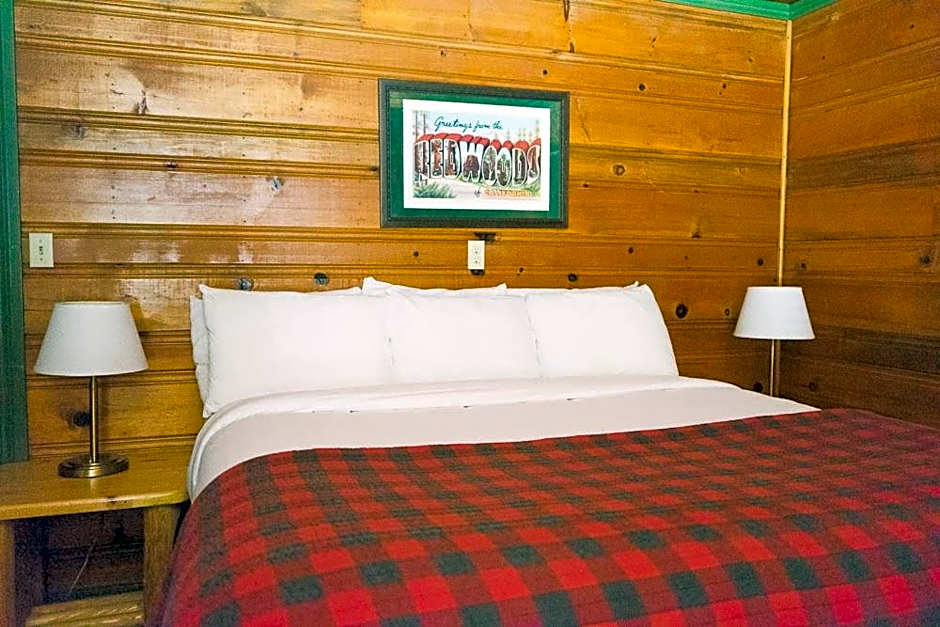 Shaver Lake Village Hotel