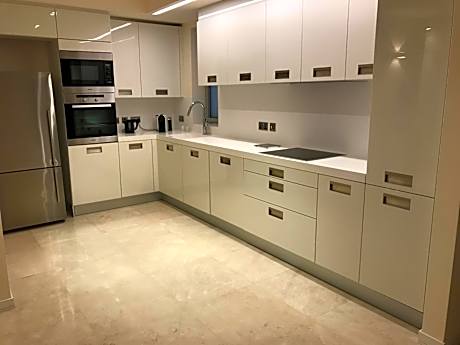 Executive Two-Bedroom Suite