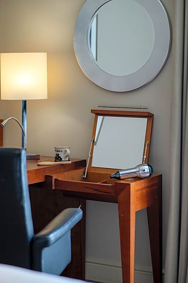 Thorpe Park Hotel and Spa