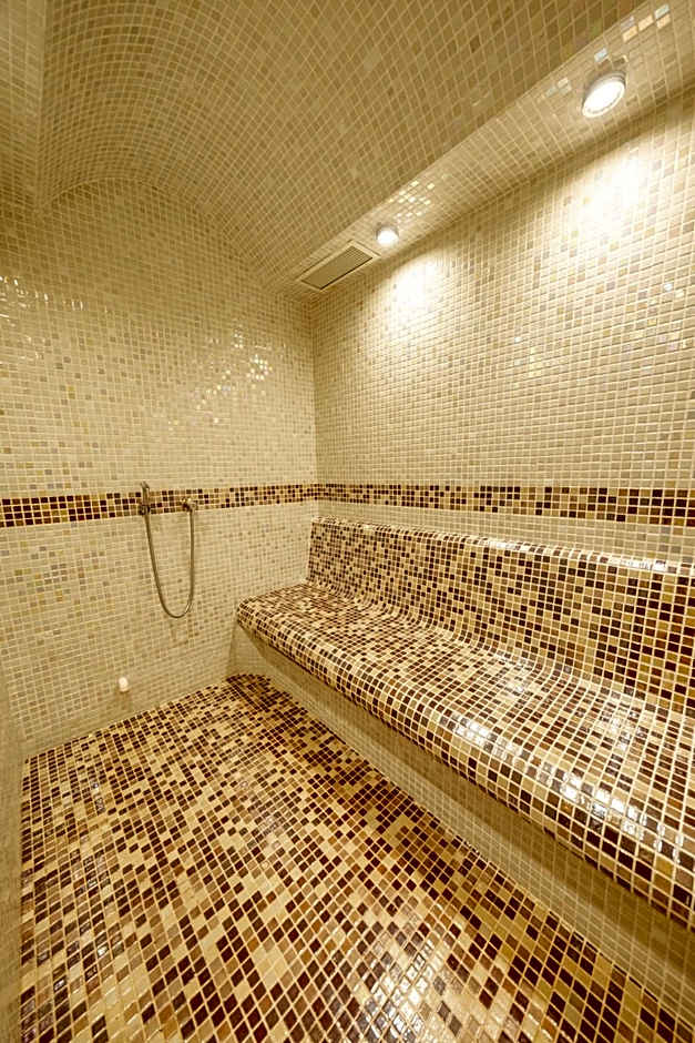 MQ Hotel Suites & SPA